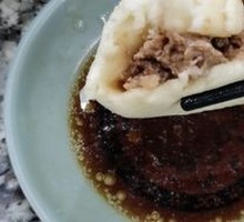 Crab Roe Bun