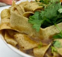 Traditional Guoba Cuisine