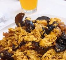 Sour Stir-Fried Egg with Wood Ear Mushrooms