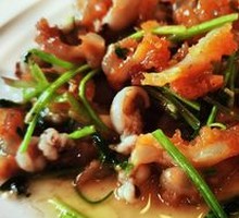 Salt-blasted Jellyfish Head with Squid