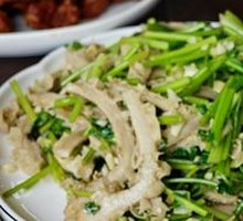 Stir-fried Tripe with Mustard Greens