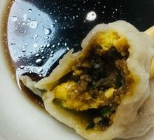 Peeled shrimp dumplings