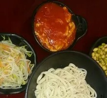 Tomato Noodles with Sauce