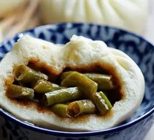Green Bean and Pork Buns