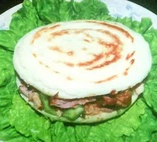 Fatty Pork Braised Meat Bao