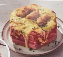 Cheese Cascade Meat Sauce Noodles