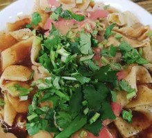 Fried Rice Noodles with Crispy Tofu