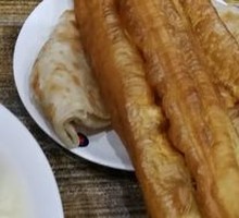 Big Pancake with Fried Dough Stick