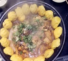 Northeast Stewed Goose in Iron Pot