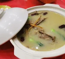 Ginseng and Young Pigeon Soup
