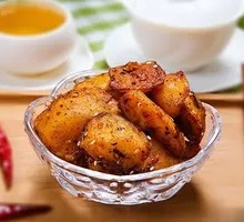 Beijing-style Crispy Potato with Noodles