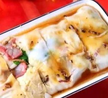 Lean Pork and Egg Rice Noodle Roll
