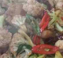 Spicy Stir-Fried Organic Cauliflower