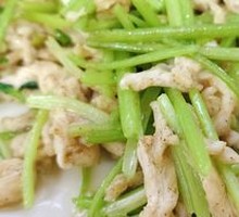 Stir-Fried Chicken Strips with Turnip