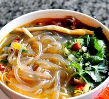 Black Chicken Noodles