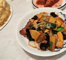 Preserved Pork with Bamboo Shoots Stir-fry