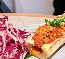 Charcoal-Grilled Beef Bone Marrow