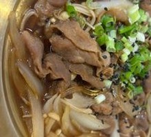 Beef and Enoki Mushroom Rice Bowl