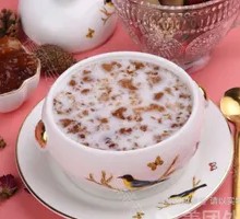 Coconut Jelly with Peach Gum and Pearl Rice Dessert