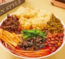 招牌螺肉螺蛳粉