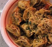 Spicy Oil Tossed Chive and Pork Dumplings