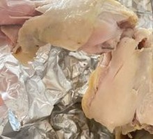 Medicated Chicken Steamed with Herbal Ingredients