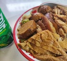 Spicy Pepper Pork Trotter and Meat Roll Rice