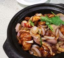 Stir-Fried Bullfrog Clay Pot