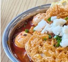 Fried Egg Snail Noodles