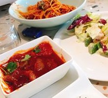 Traditional Italian Meatball Pasta