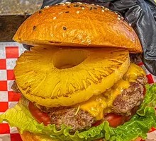 Grilled Pineapple Cheese Beef Burger