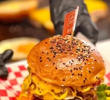 Classic Cheese Beef Burger