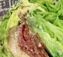 Guan Xiaotong's Signature Sandwich