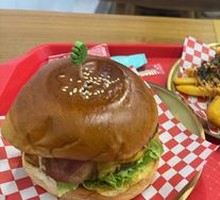 Smoked Bacon Cheeseburger