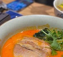 Vanilla Tomato Soup with Pork Knuckle Noodles