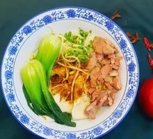 Oil-Poured Pork Noodles