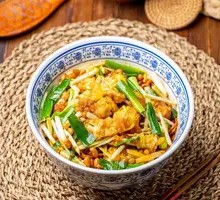 Pickled Bean Stir-Fried Egg Noodles