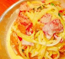 Bacon Cream Pasta with Bread Crumbs