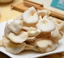 Enoki Mushroom