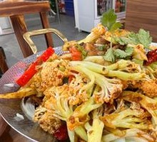 Spicy Cauliflower in Hot Pot