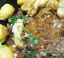 Stewed Goose in Iron Pot