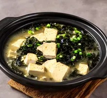 Seaweed Tofu Pot