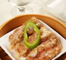 Stewed Pork Ribs with Coarse Grain and Sticky Rice