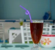 Red Tea in the Middle