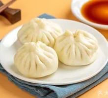 Meat and Three Fresh Fillings Dumplings