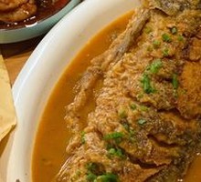 Stewed Carp with Home-style Flavor