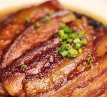Preserved Vegetable Braised Pork