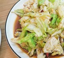 Stir-Fried Cabbage with Sauce