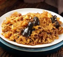 Sour-Spicy Wood Ear Mushroom Rice Bowl