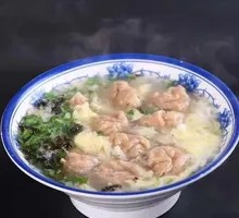 大馅云吞加鸡蛋